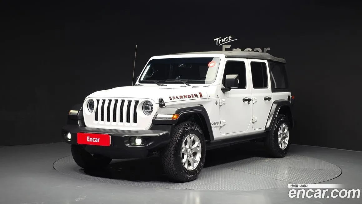 Jeep Wrangler — фото 1