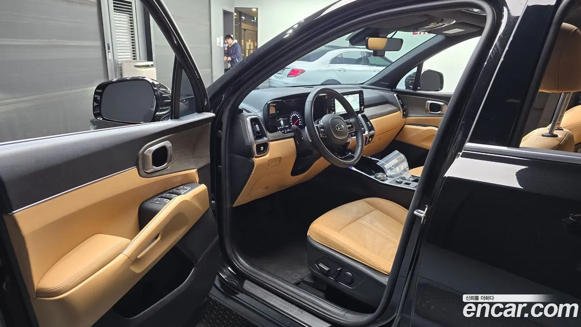 Kia Sorento — фото 9