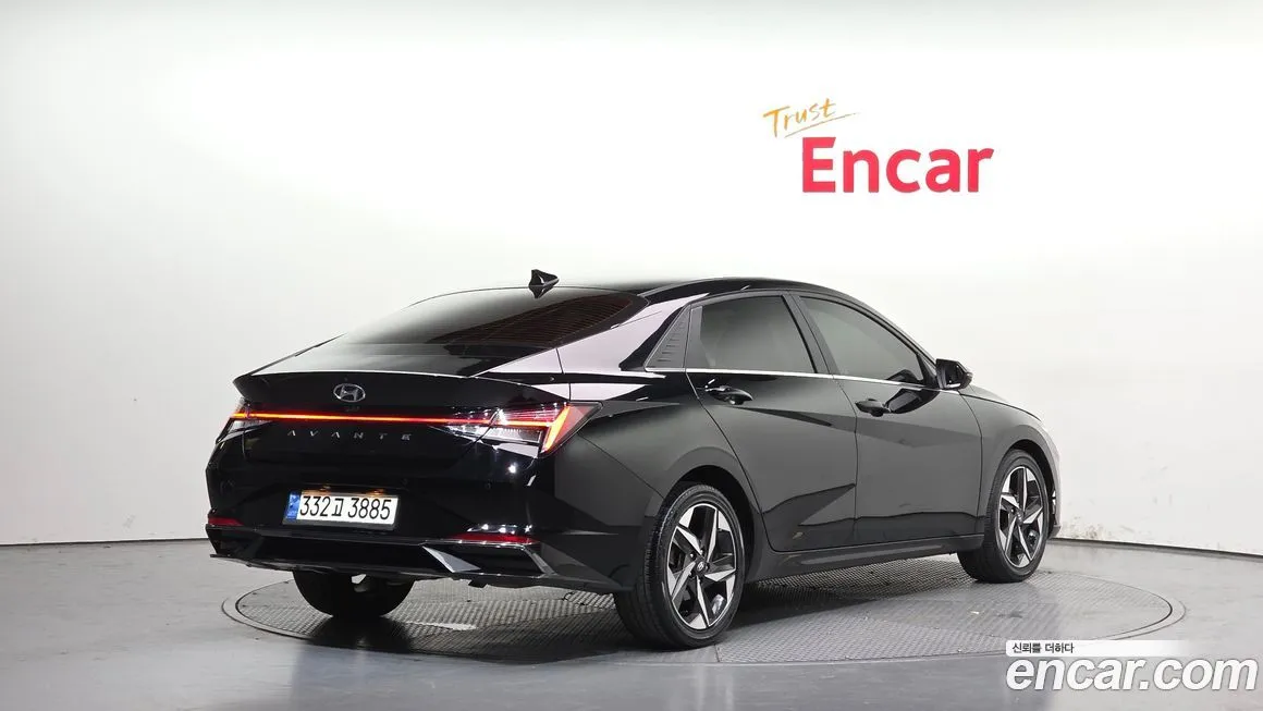 Hyundai AVANTE — фото 3