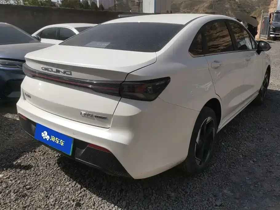 BAIC EU5 Plus — фото 10