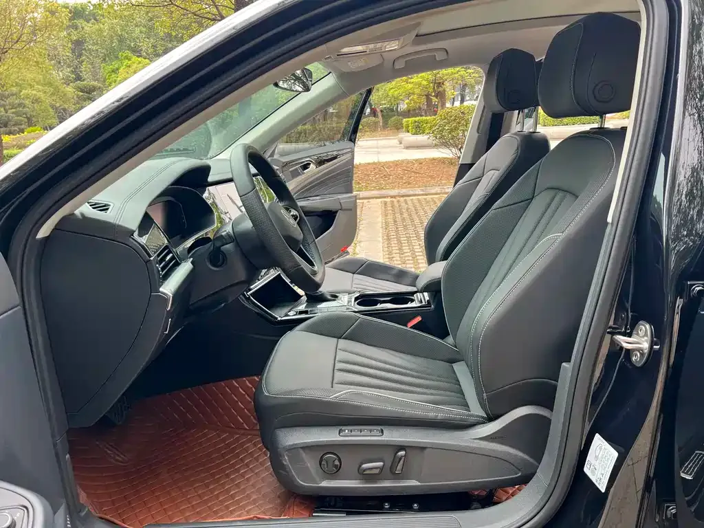 Volkswagen Passat — фото 5