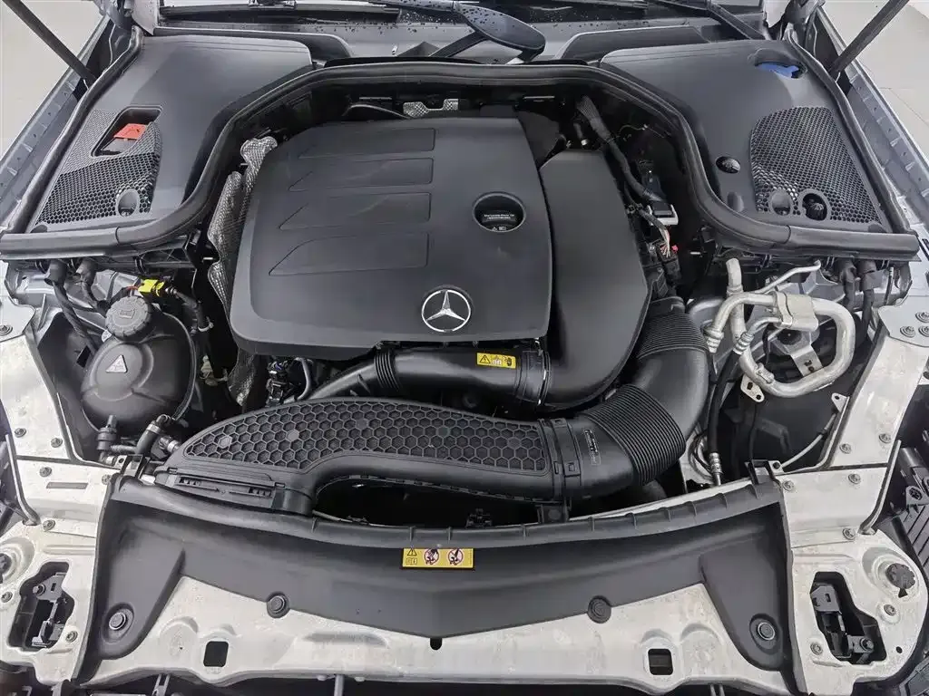 Mercedes-Benz E-Class (Import) — фото 8