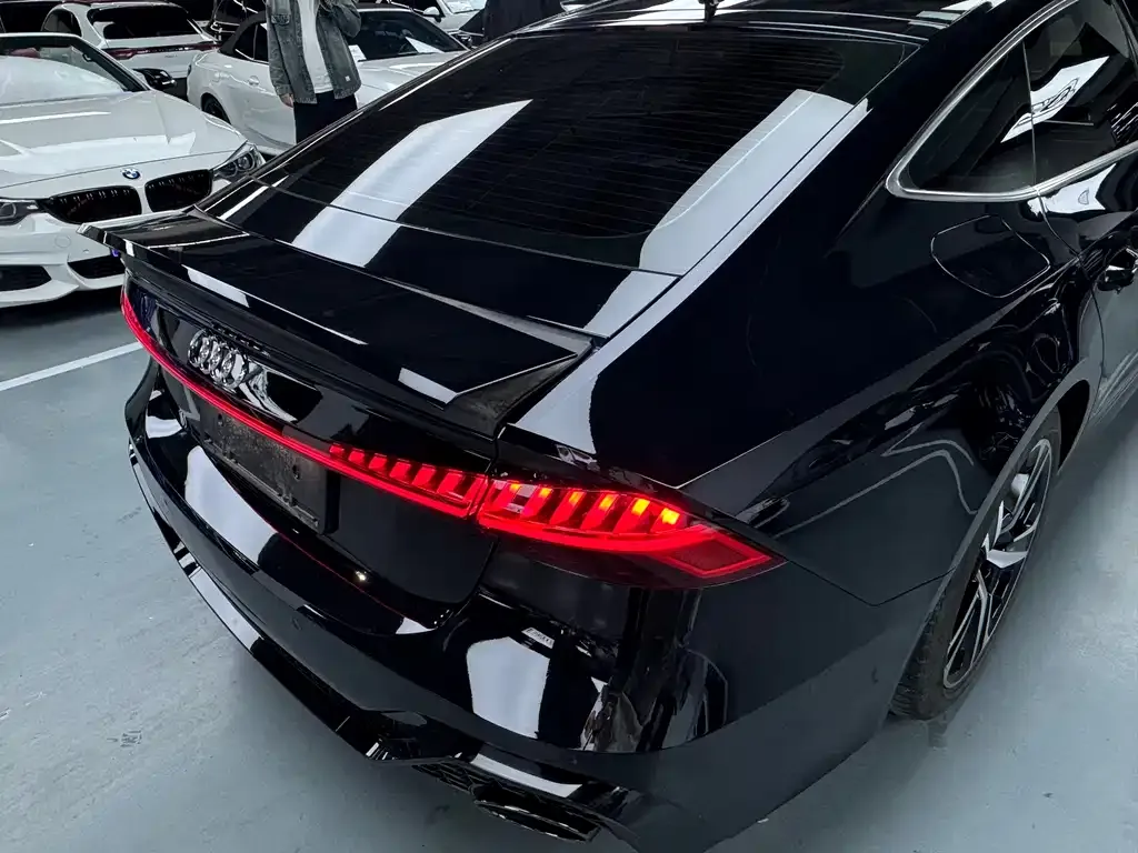 Audi A7 — фото 8