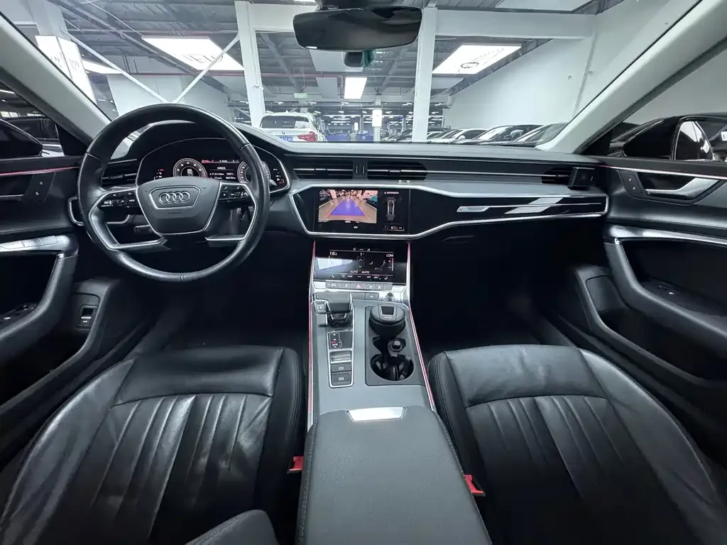 Audi A7 — фото 10