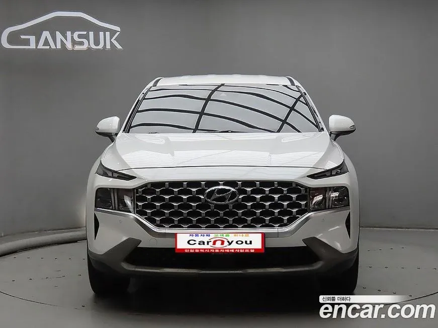 Hyundai Santafe — фото 1