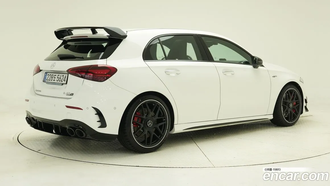 Mercedes-Benz A-Class — фото 4