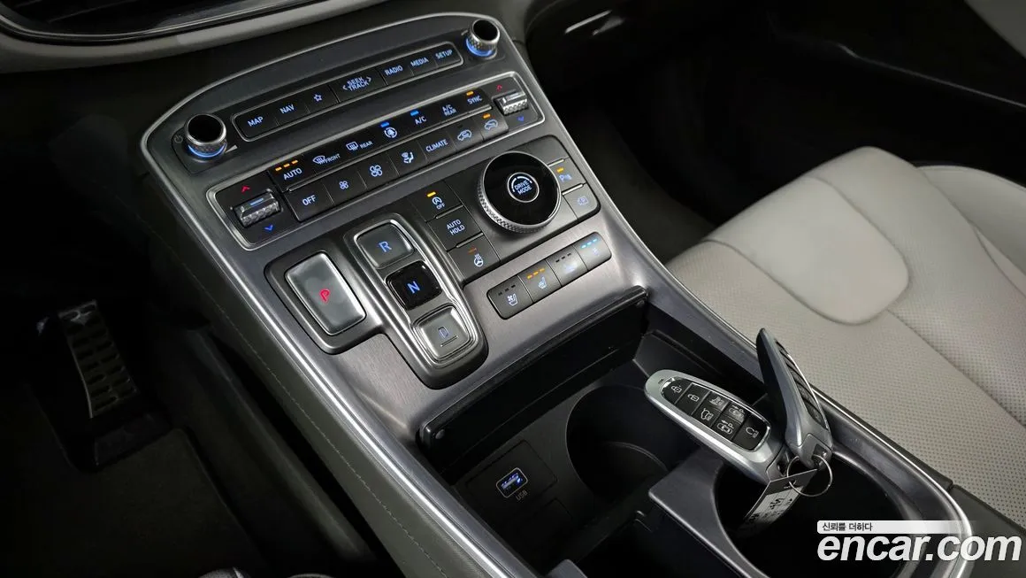 Hyundai Santafe — фото 7