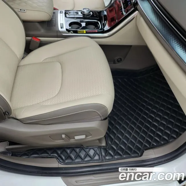 Kia Carnival — фото 10
