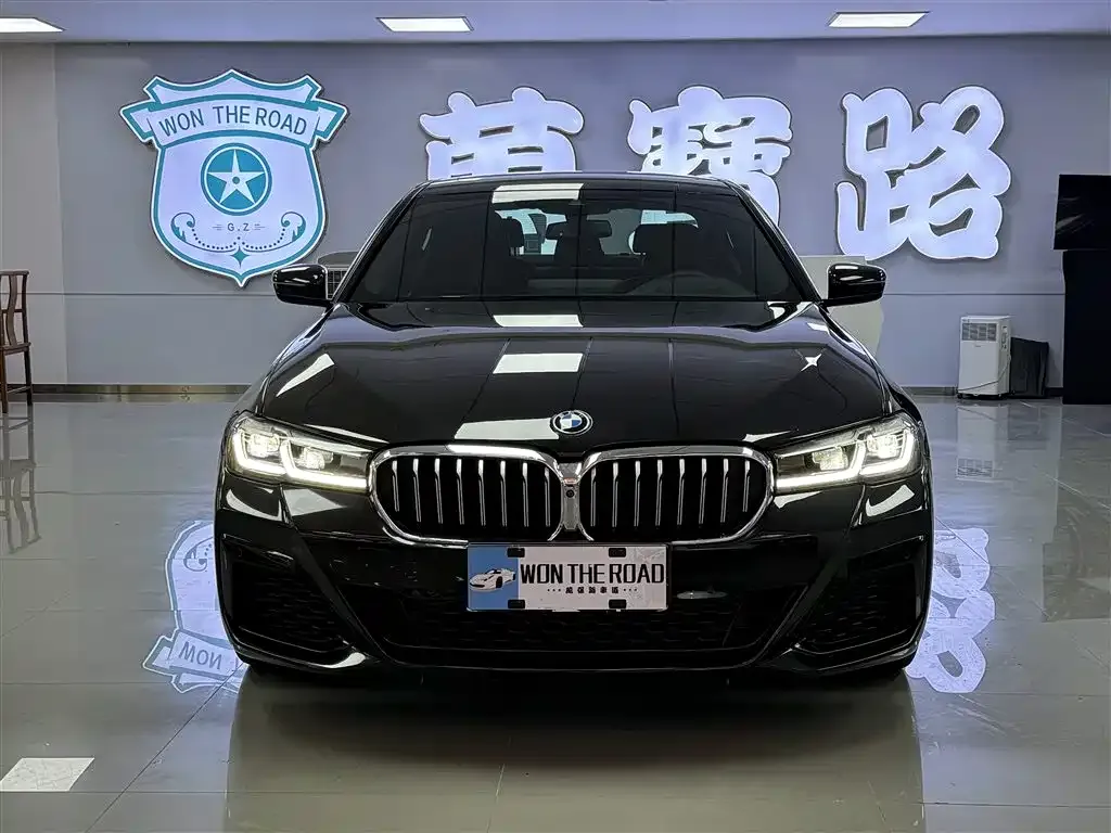 BMW 5 Series (Import) — фото 4