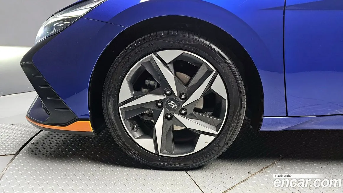 Hyundai AVANTE — фото 3