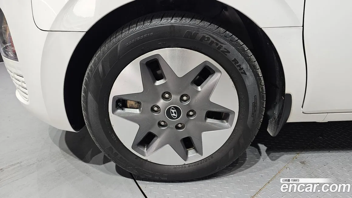 Hyundai Staria — фото 9
