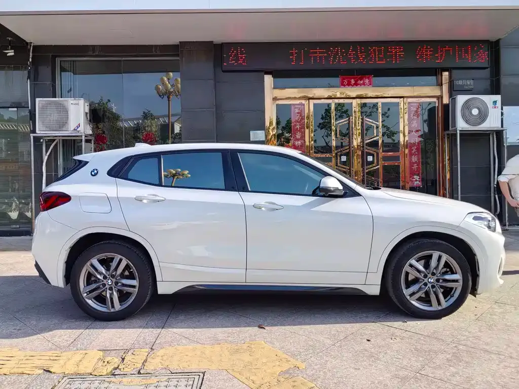 BMW X2 — фото 3