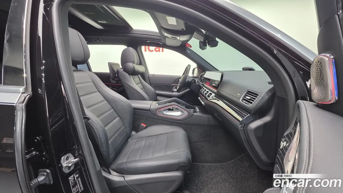 Mercedes-Benz GLS-Class — фото 10