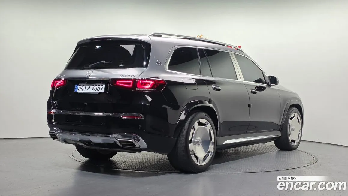 Mercedes-Benz GLS-Class — фото 7