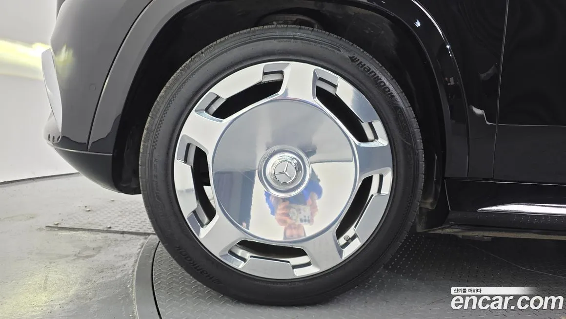 Mercedes-Benz GLS-Class — фото 8