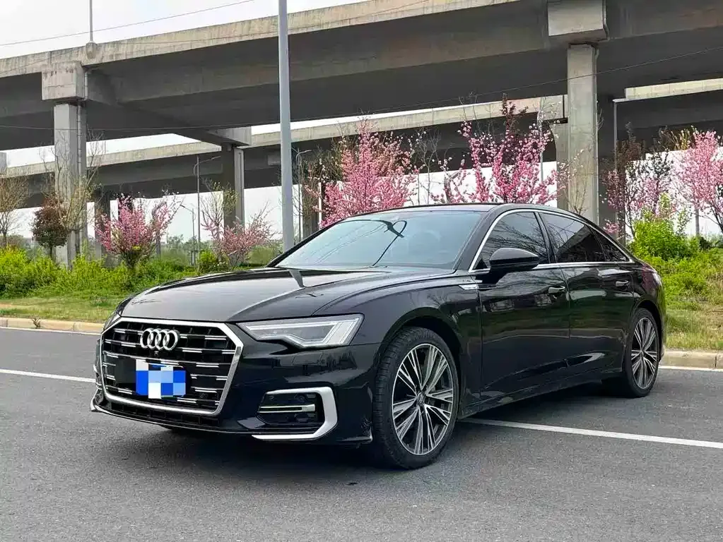 Audi A6L — фото 6