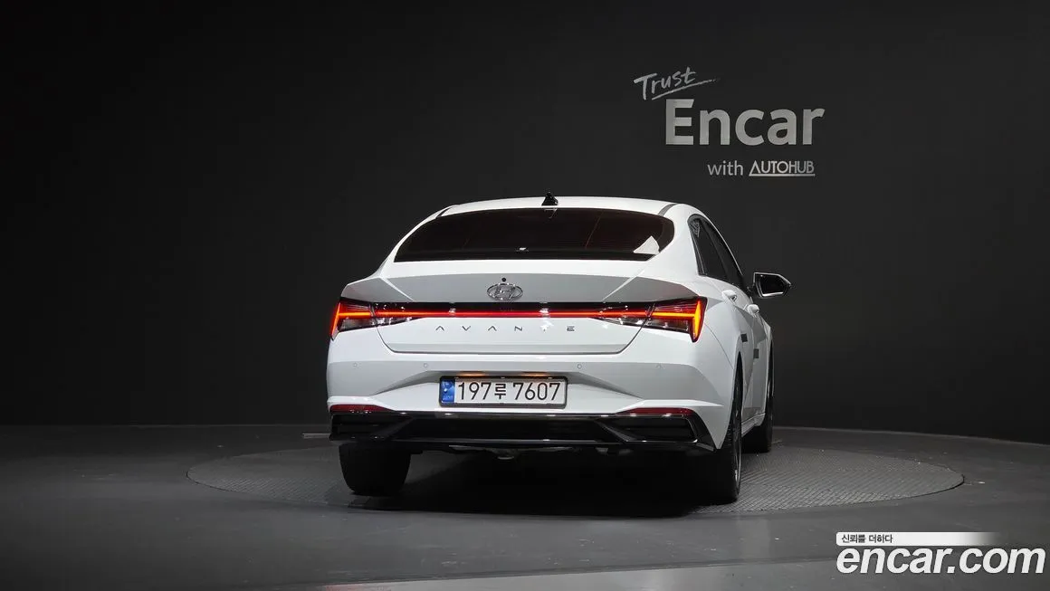 Hyundai AVANTE — фото 2