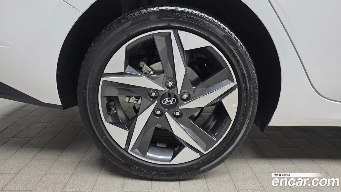 Hyundai AVANTE — фото 6