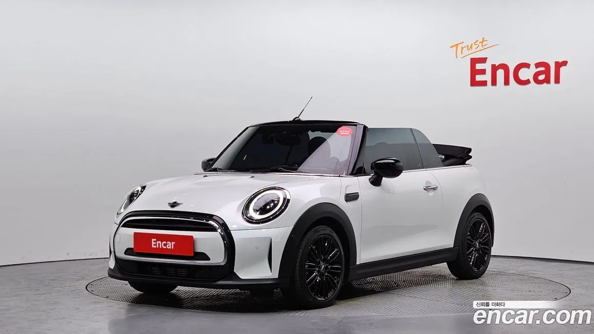 Mini Cooper Convertible — фото 1