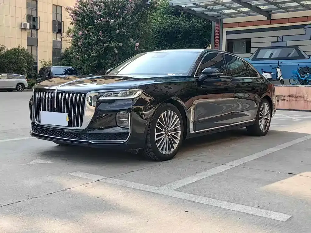 Hongqi H9 — фото 1
