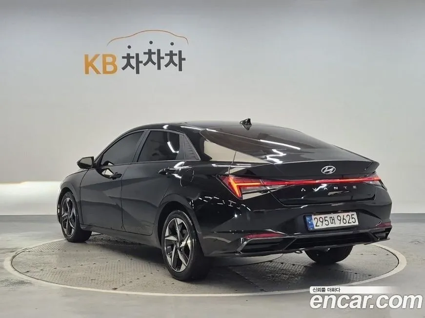 Hyundai AVANTE — фото 4
