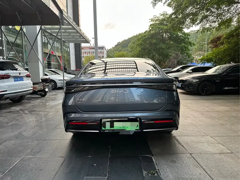 BYD Seal — фото 6