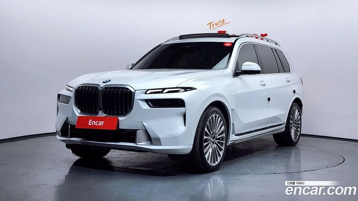 BMW X7 — фото 1