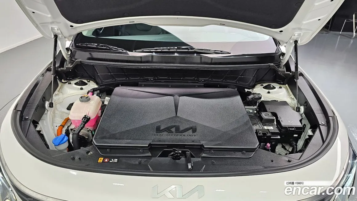 Kia Niro — фото 3