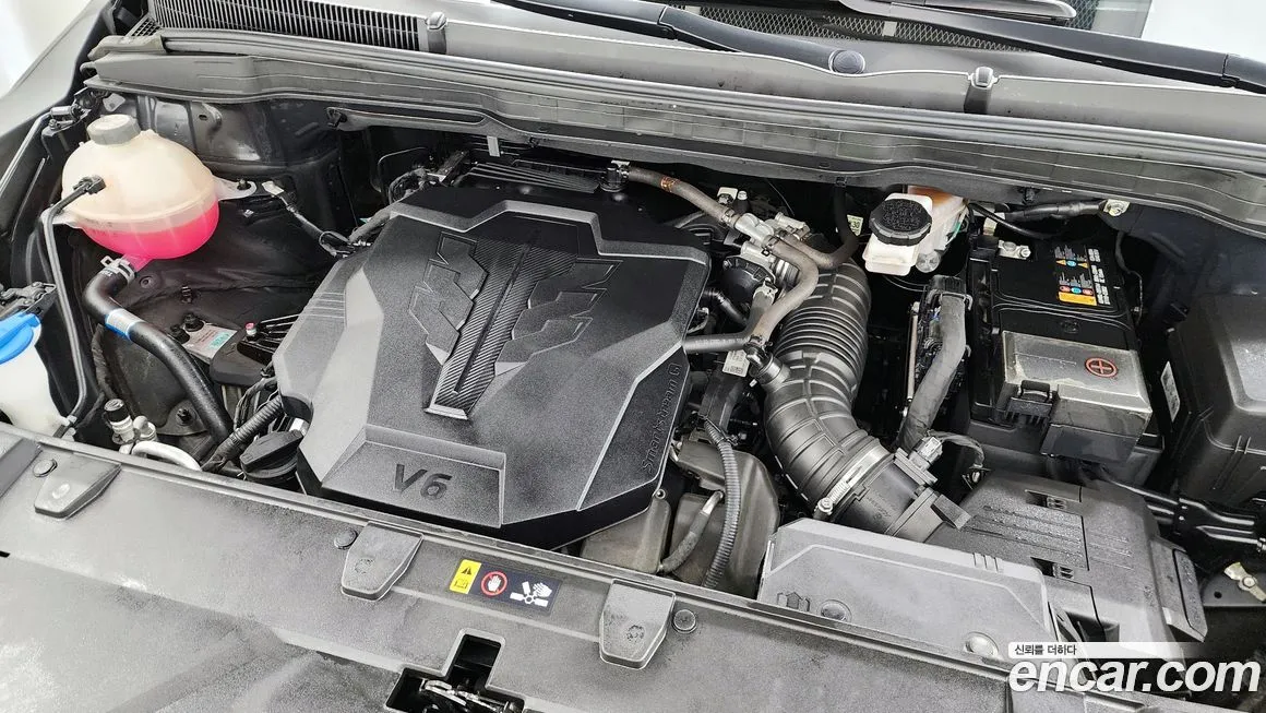 Kia Carnival — фото 10