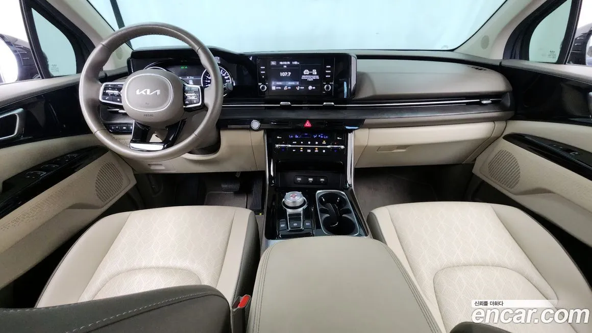Kia Carnival — фото 4