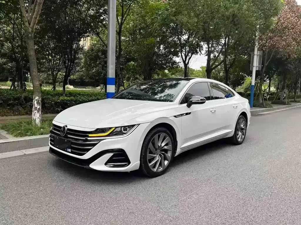 Volkswagen CC — фото 10