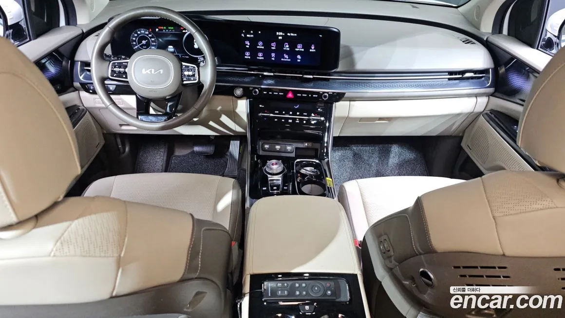Kia Carnival — фото 10