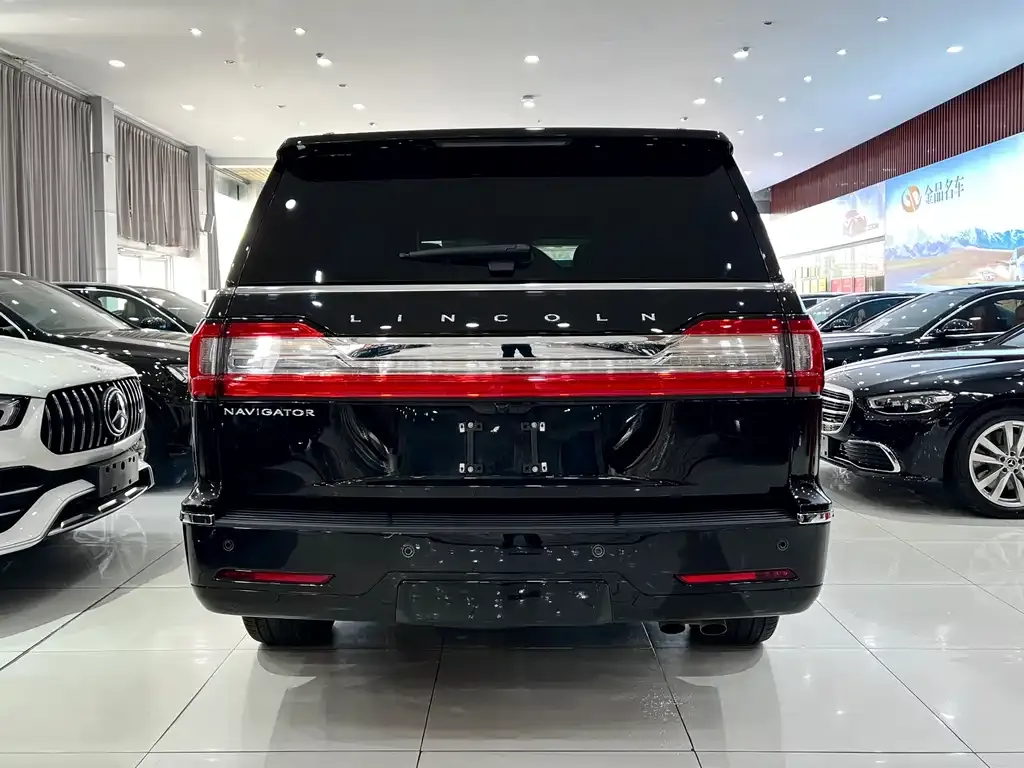 Lincoln Navigator — фото 3