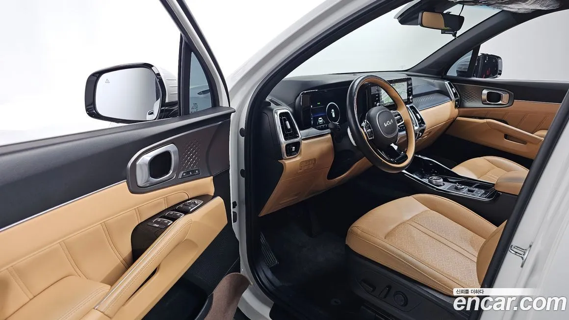 Kia Sorento — фото 7