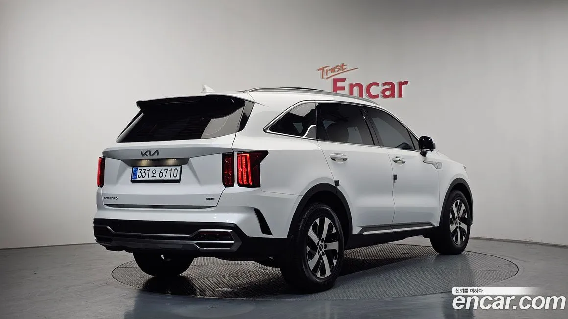 Kia Sorento — фото 5