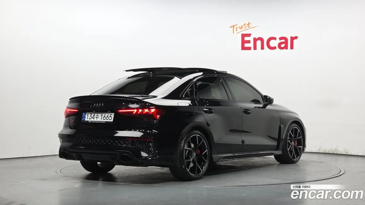 Audi RS3 — фото 5