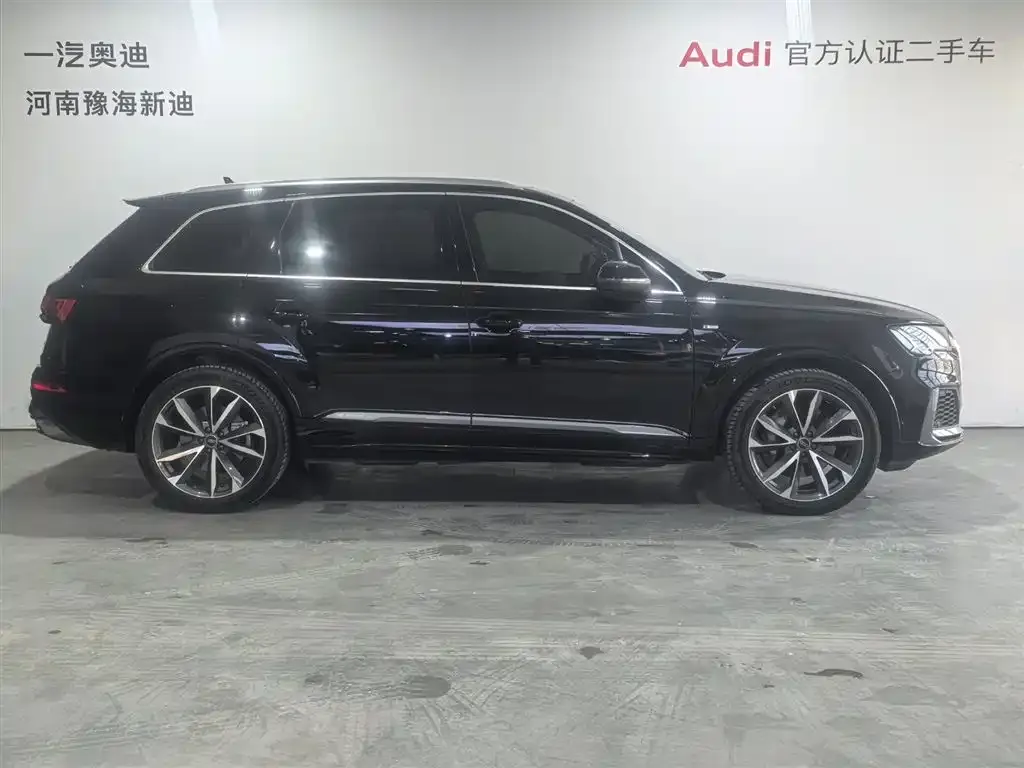 Audi Q7 — фото 4