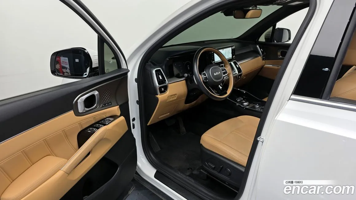 Kia Sorento — фото 9