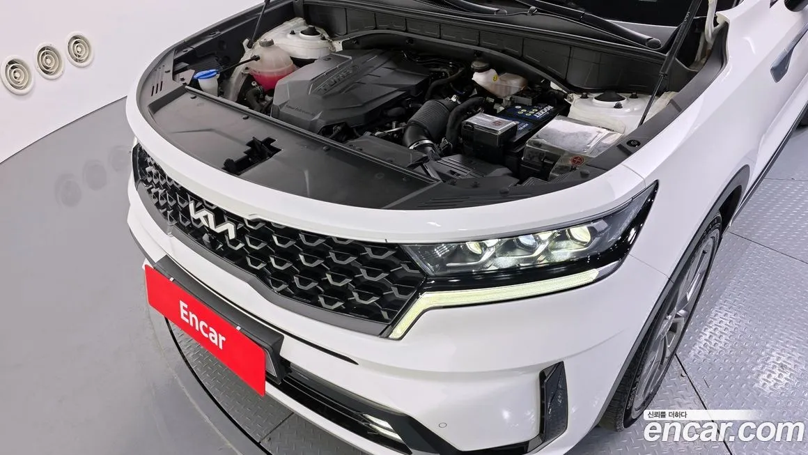 Kia Sorento — фото 7