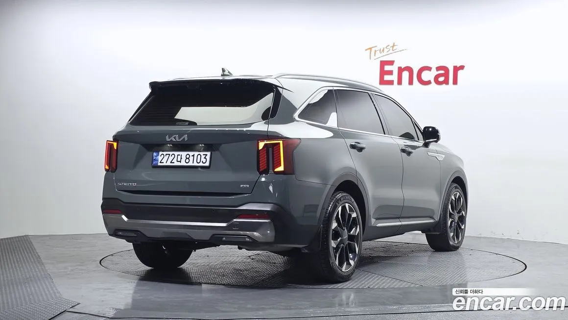 Kia Sorento — фото 5