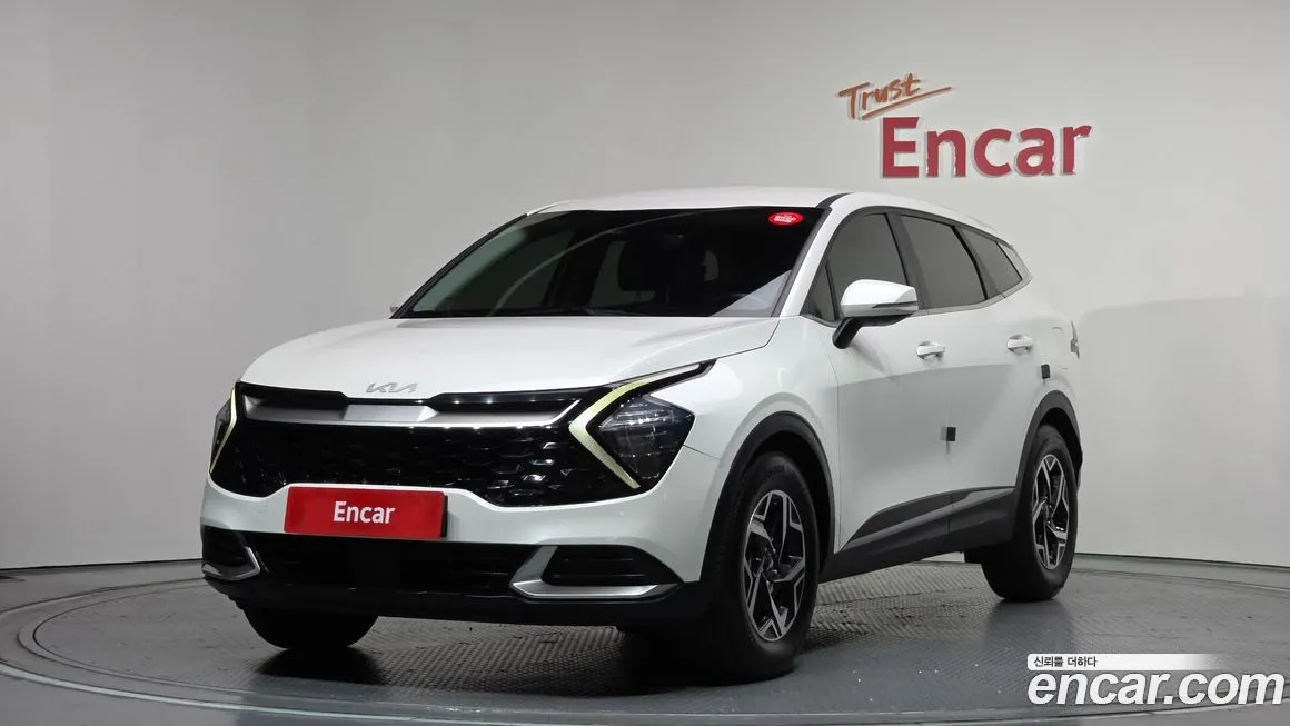 Kia Sportage — фото 1
