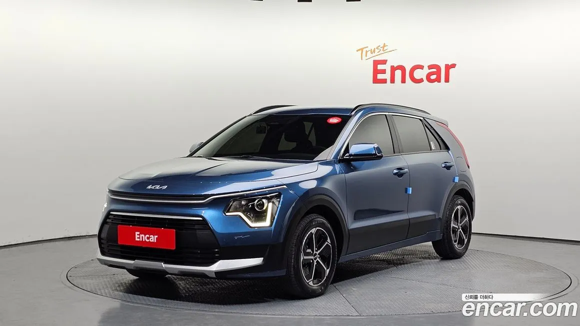 Kia Niro — фото 1