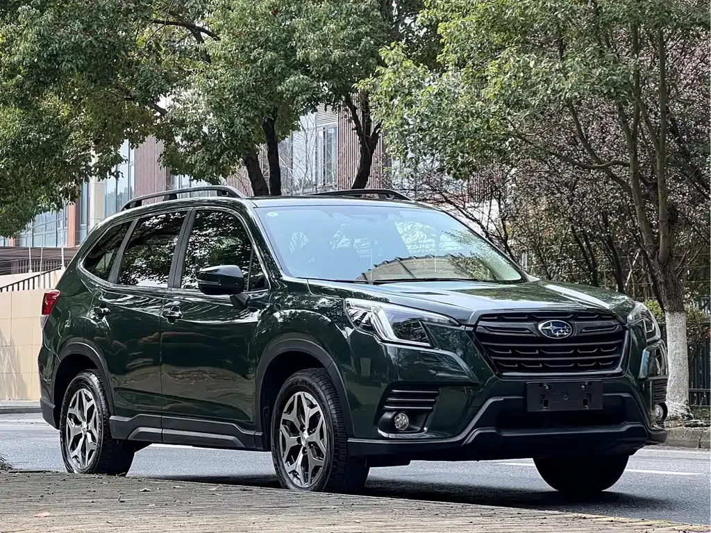 Subaru Forester — фото 8