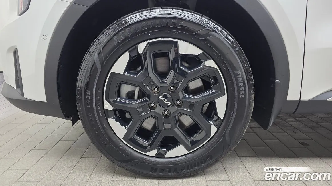 Kia Sorento — фото 8