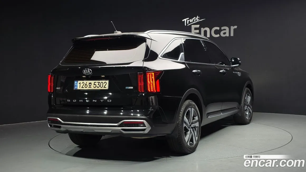 Kia Sorento — фото 10