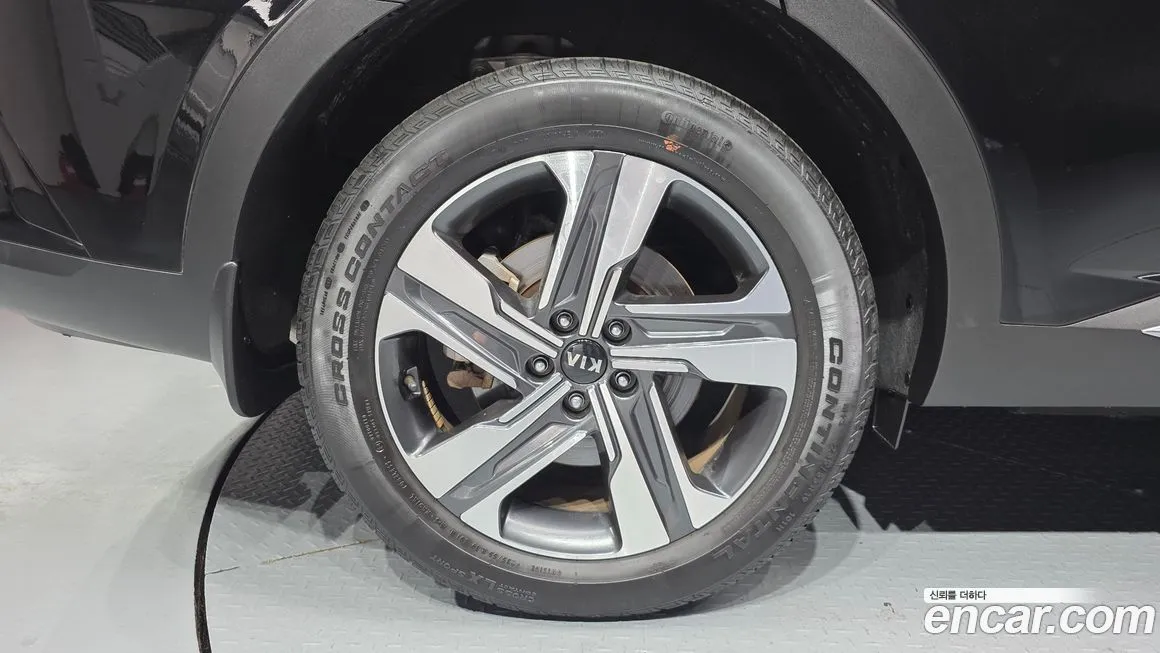 Kia Sorento — фото 9