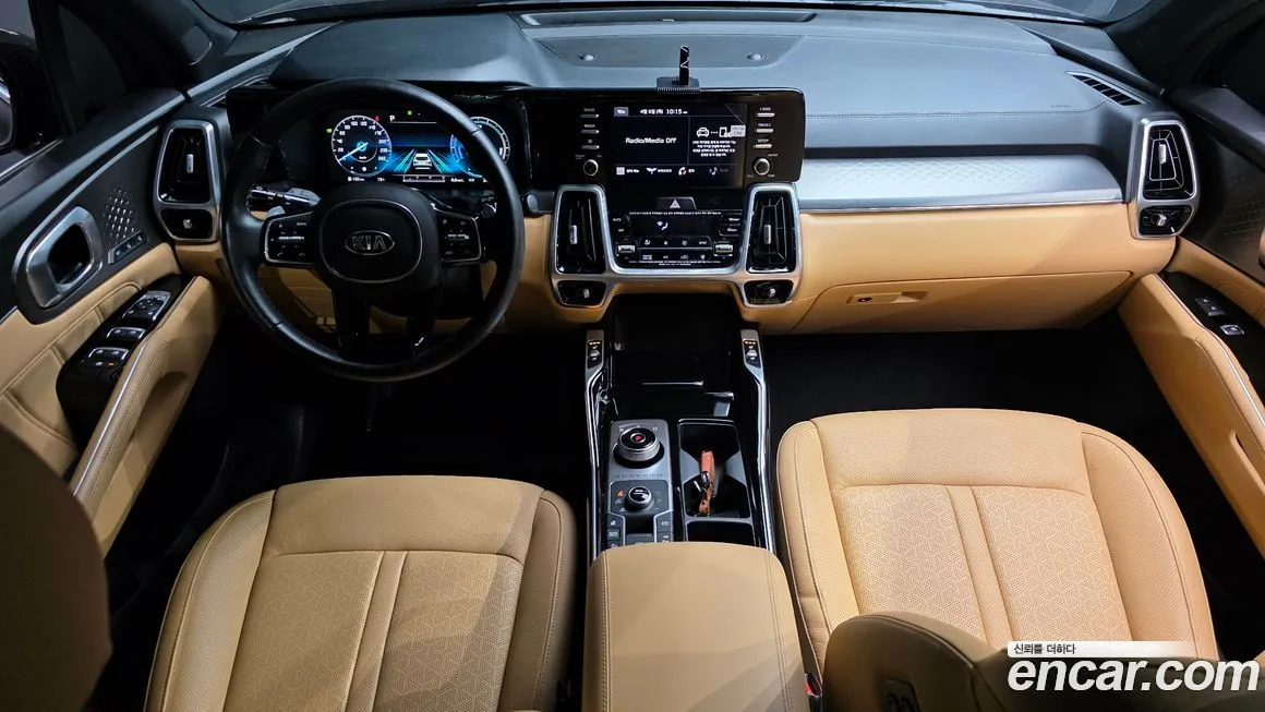 Kia Sorento — фото 7