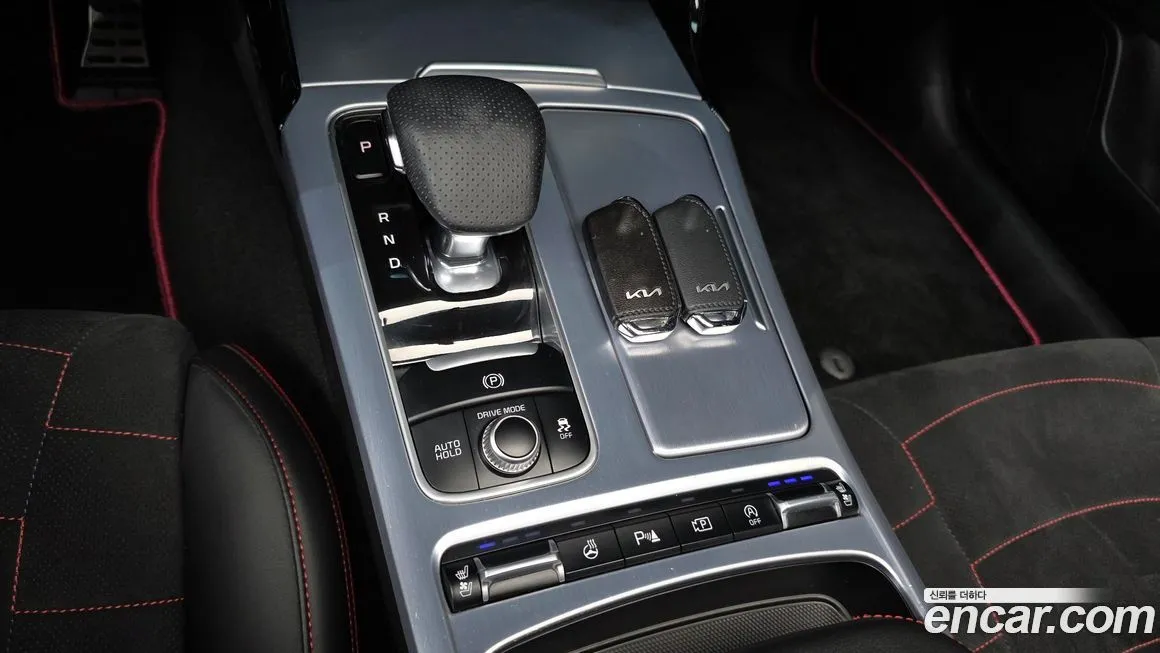 Kia Stinger — фото 10