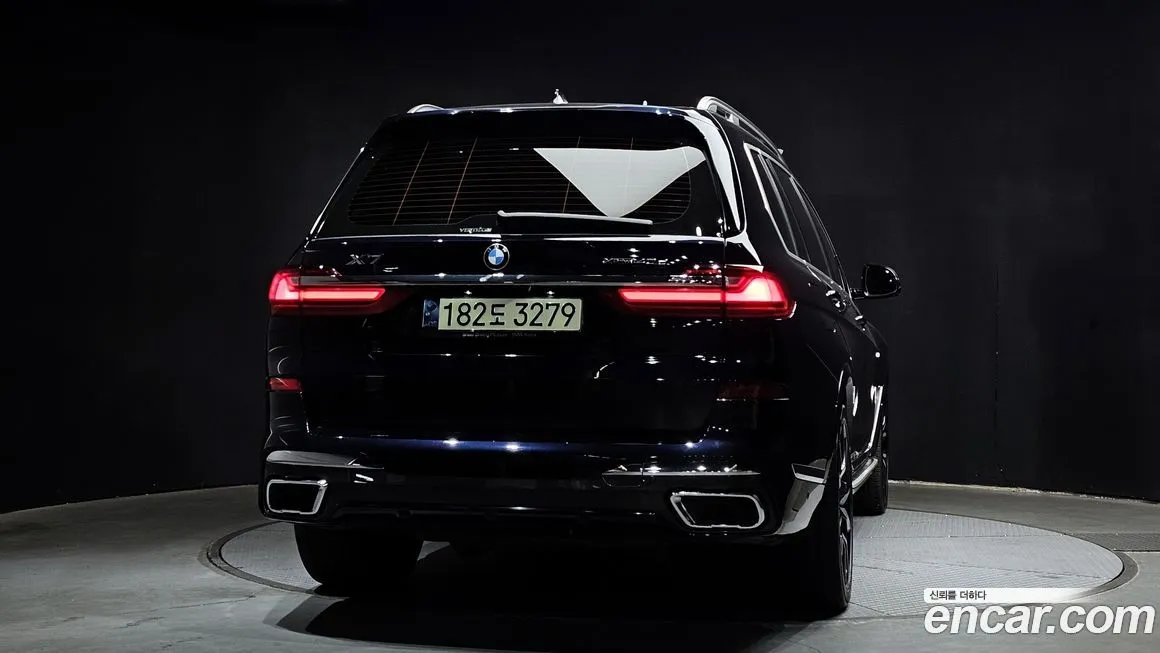 BMW X7 — фото 5