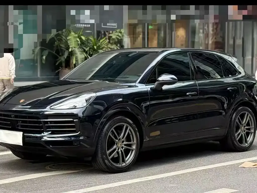 Porsche Cayenne Hybrid — фото 1